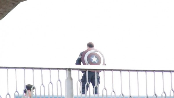 AVENGERS AGE OF ULTRON: Captain America sur le tournage