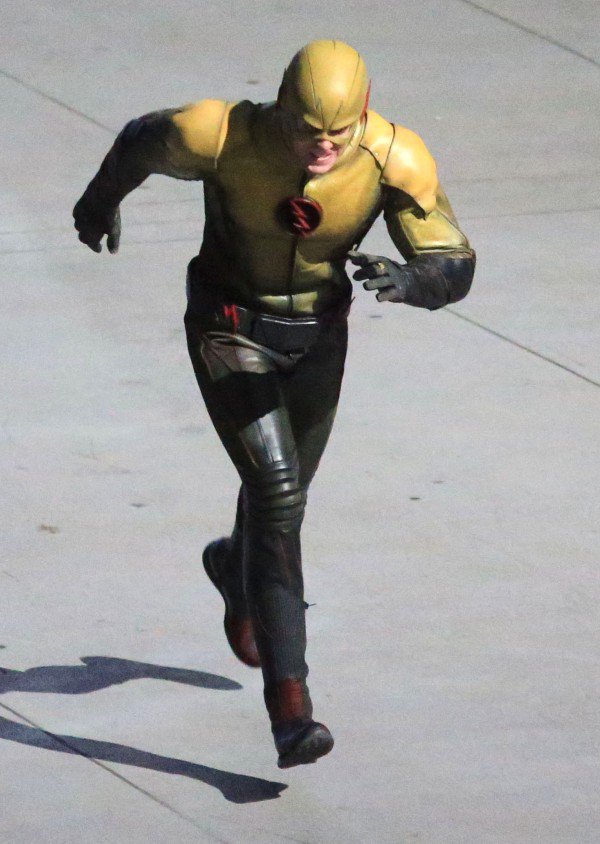 THE FLASH: Le Professeur Zoom sur le plateau